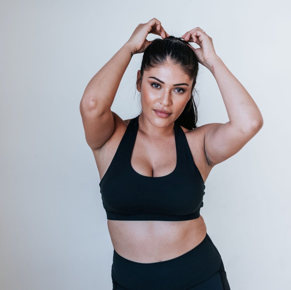 Barre Mesh Sports Bra - Black - Senita Athletics