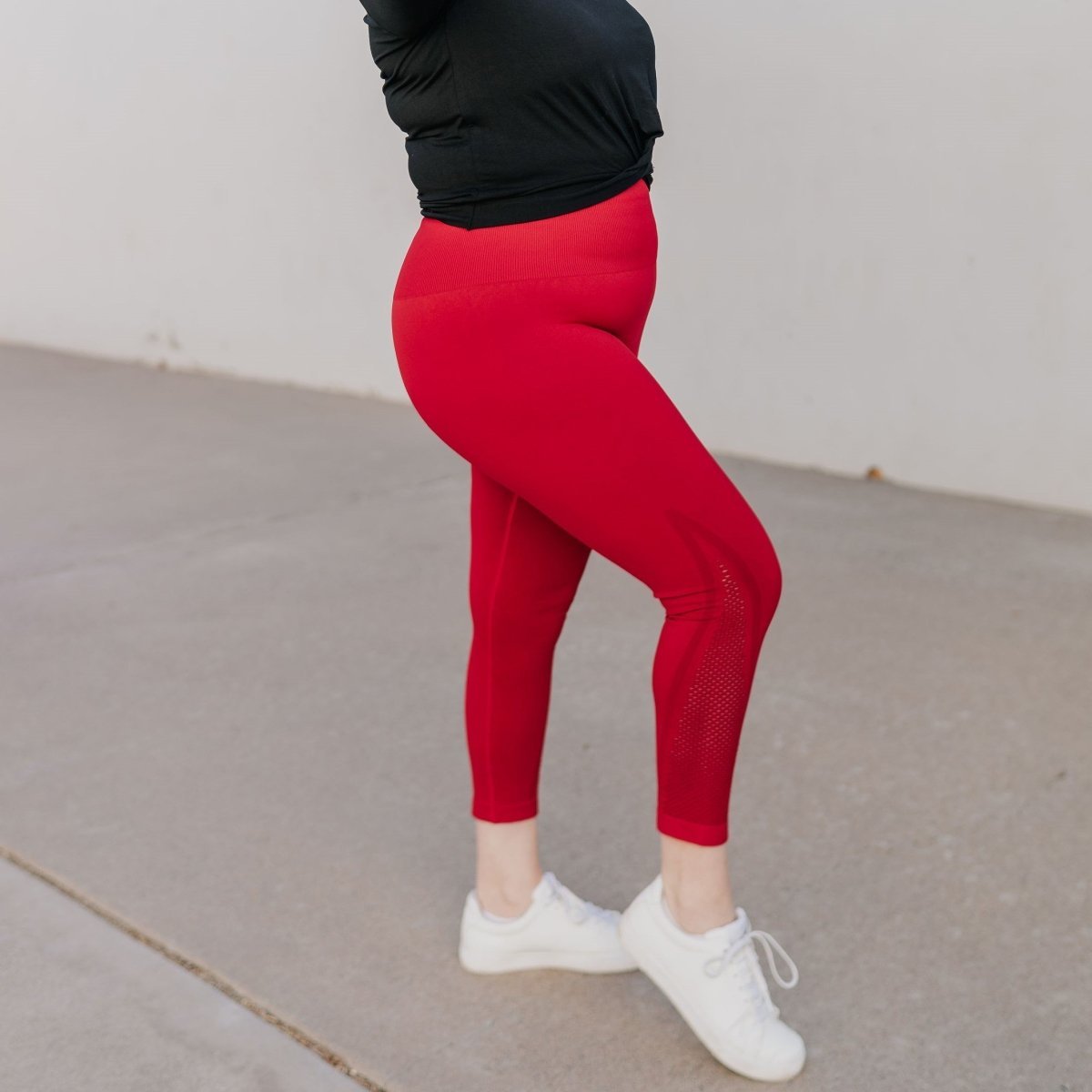 Beyond Seamless 7/8 Capris - Cherry - Senita Athletics