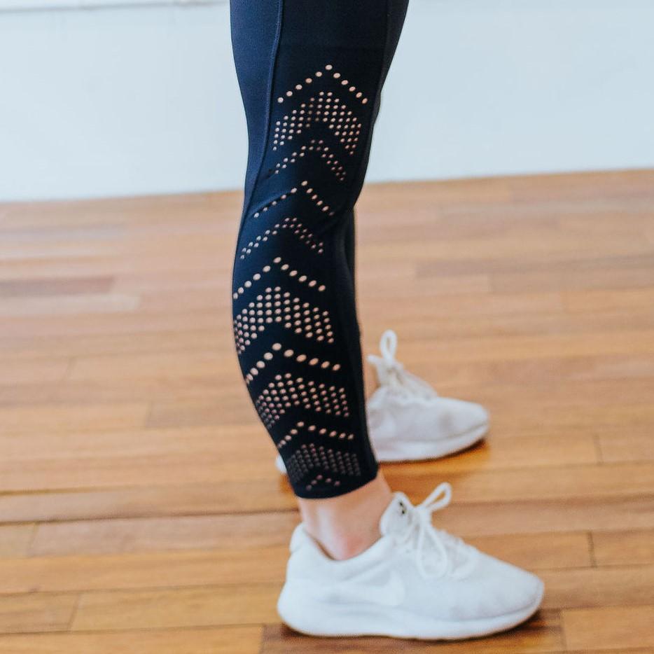Denali Laser Cut Capris - Navy - Senita Athletics