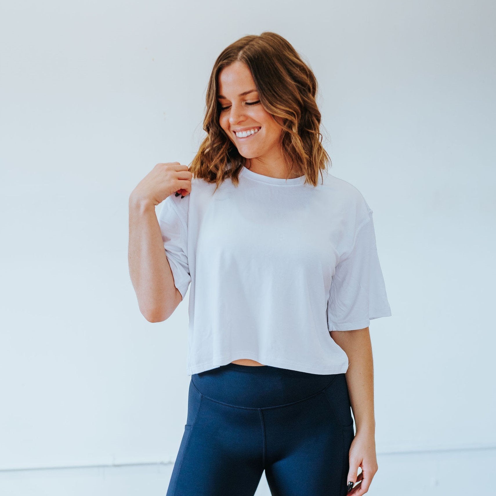 Easy Tee - White - Senita Athletics