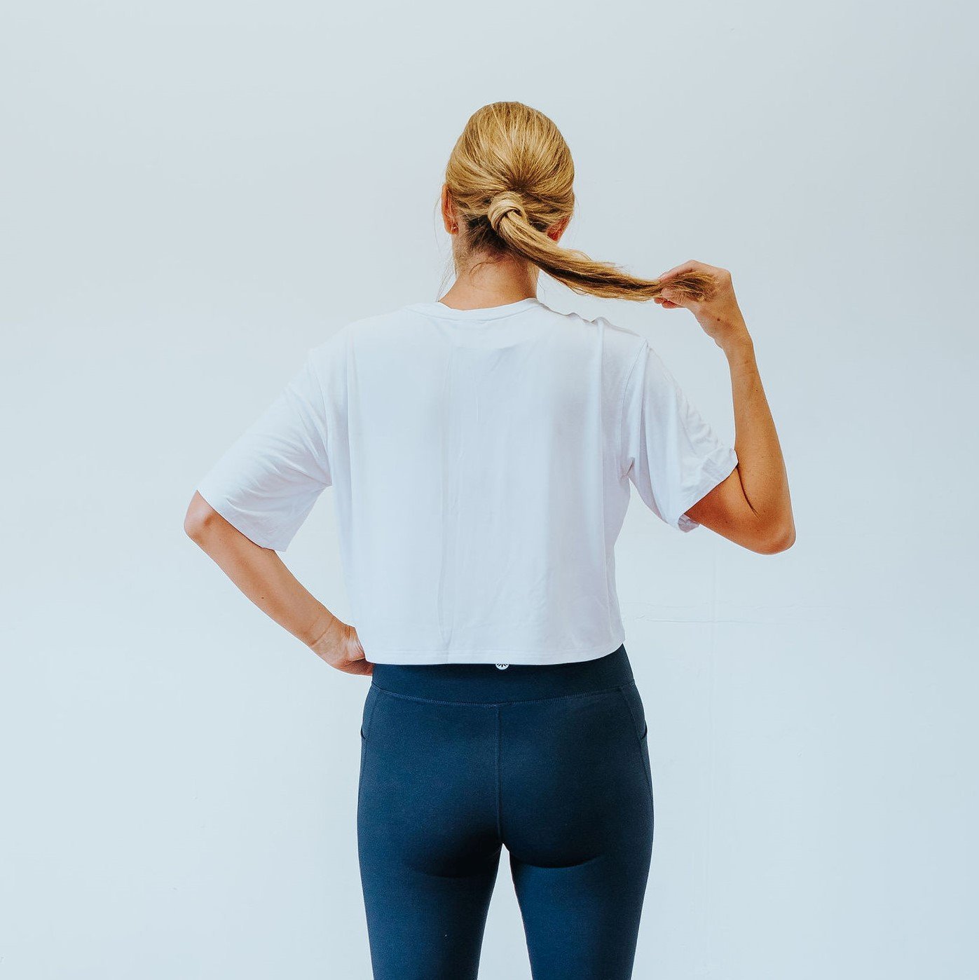 Easy Tee - White - Senita Athletics
