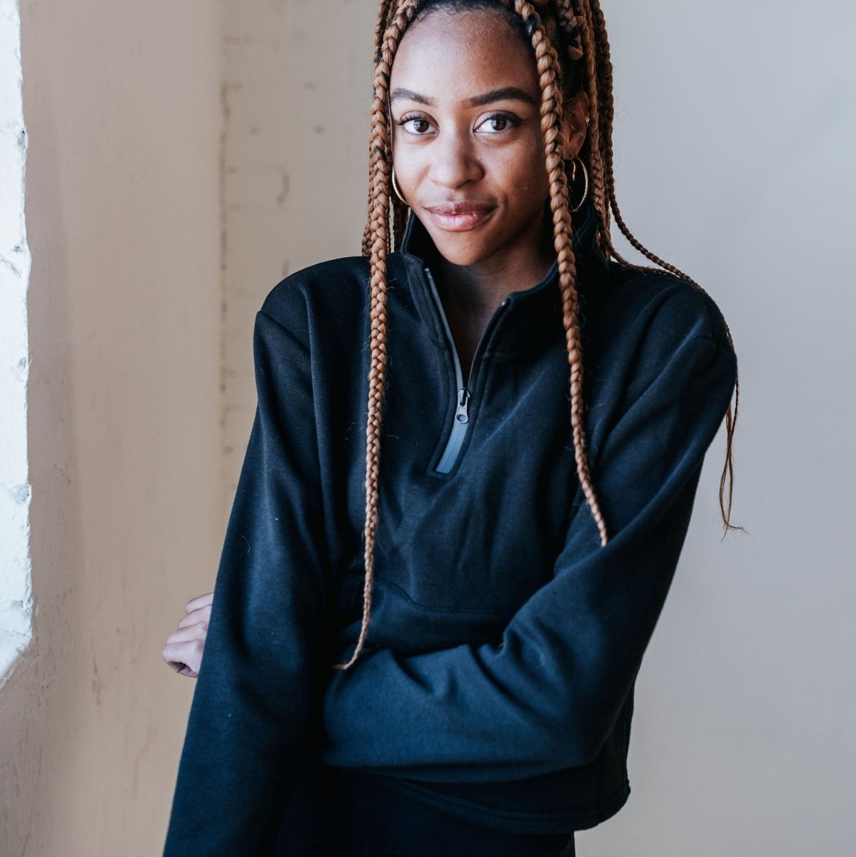 Hailey Cropped Half Zip - Black - Senita Athletics