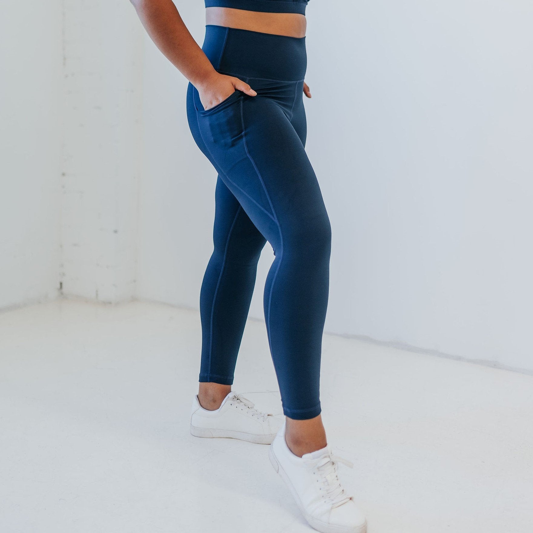 Lux Pace Pants - Navy - Senita Athletics