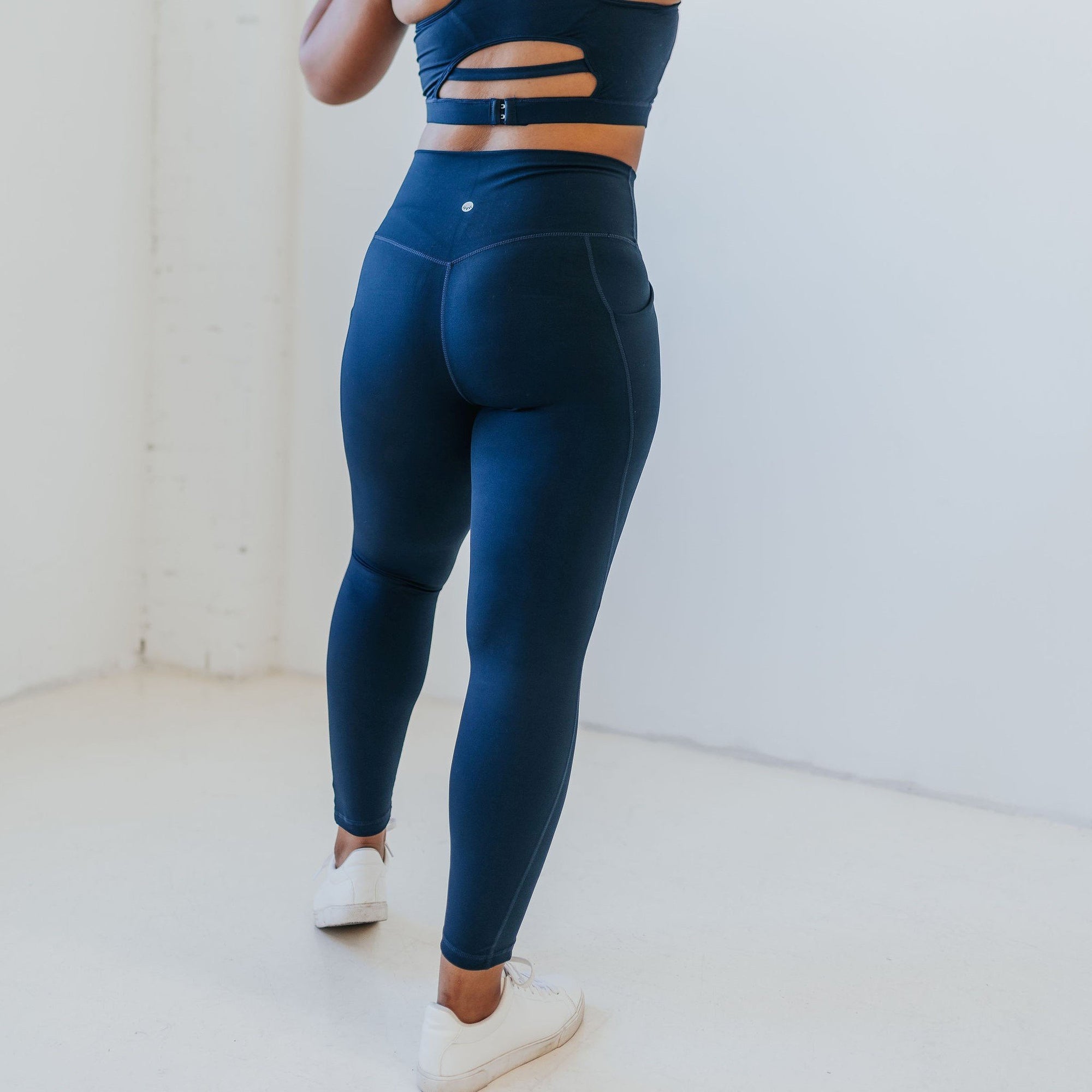 Lux Pace Pants - Navy - Senita Athletics