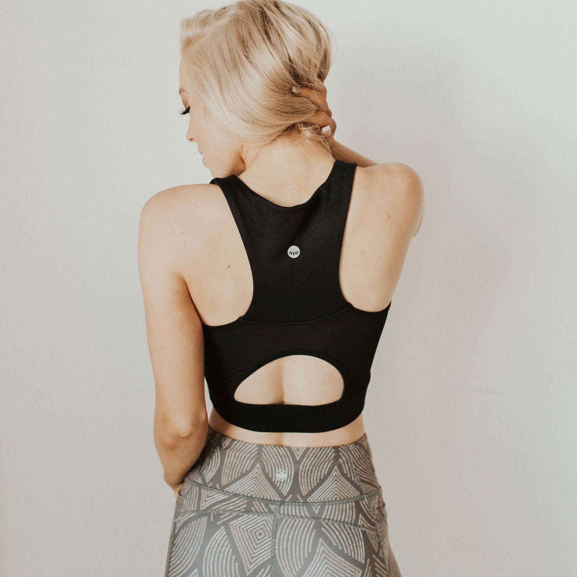Malibu Crop Top - Black - Senita Athletics