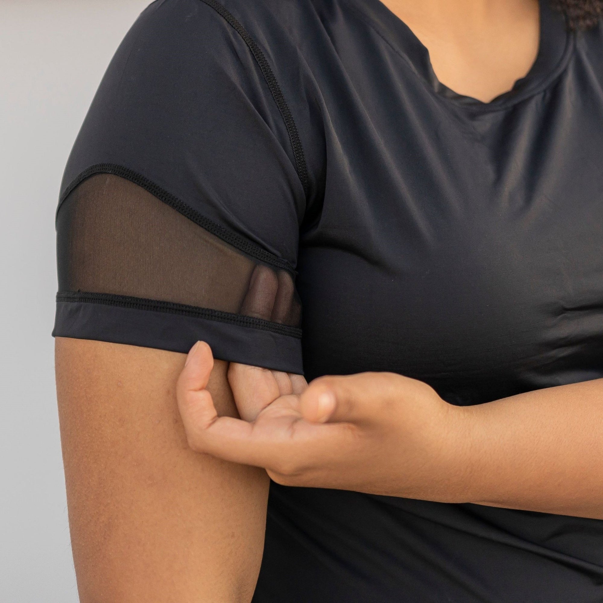 Mari Tee 2 - Black - Senita Athletics