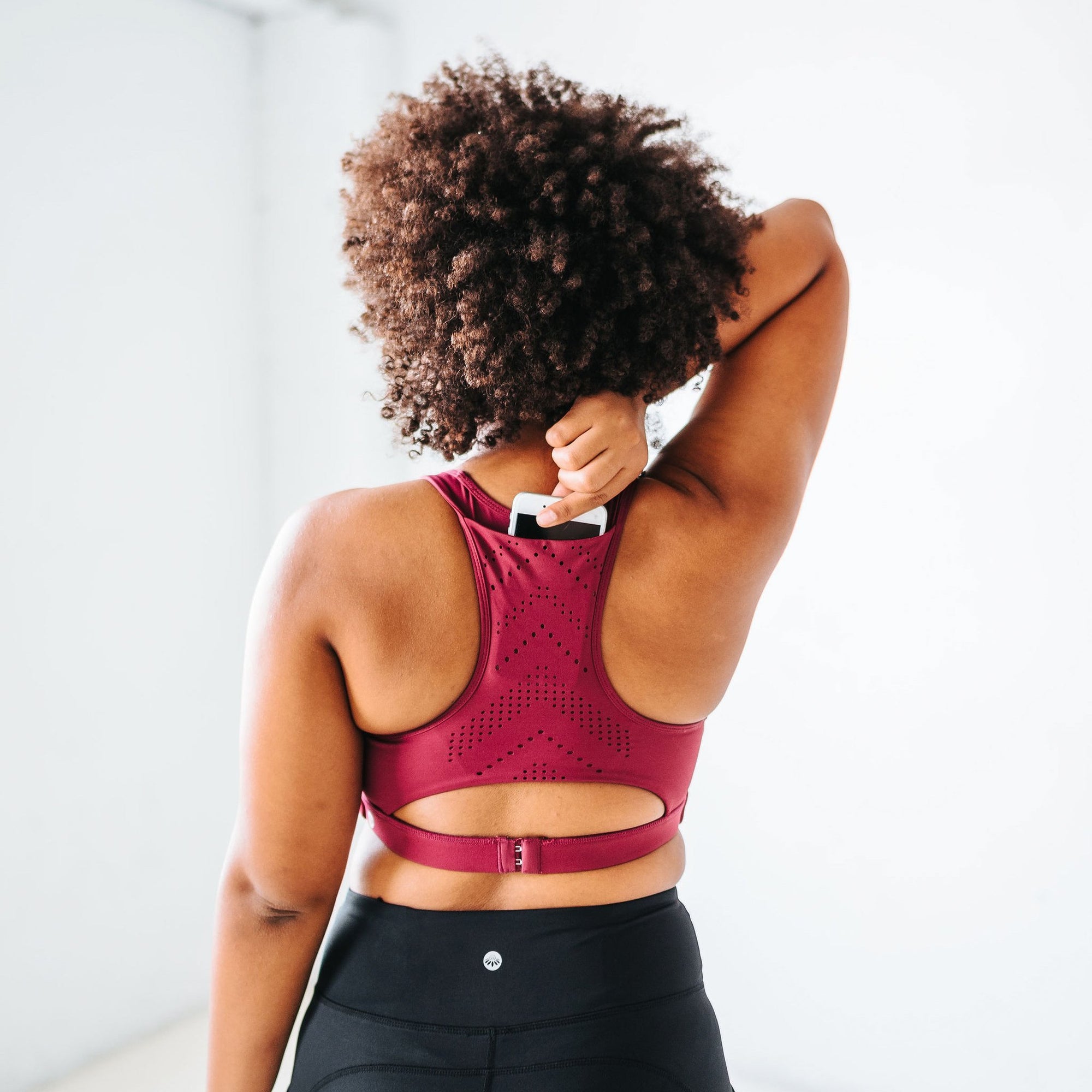 Perfect Pocket Sports Bra - Laser Cut Merlot - Senita Athletics