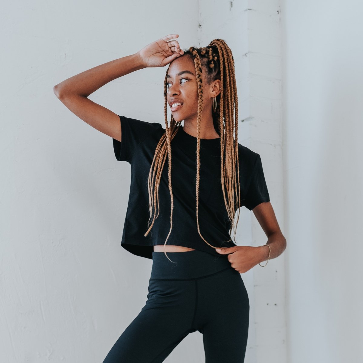 Pocket Tee - Black - Senita Athletics