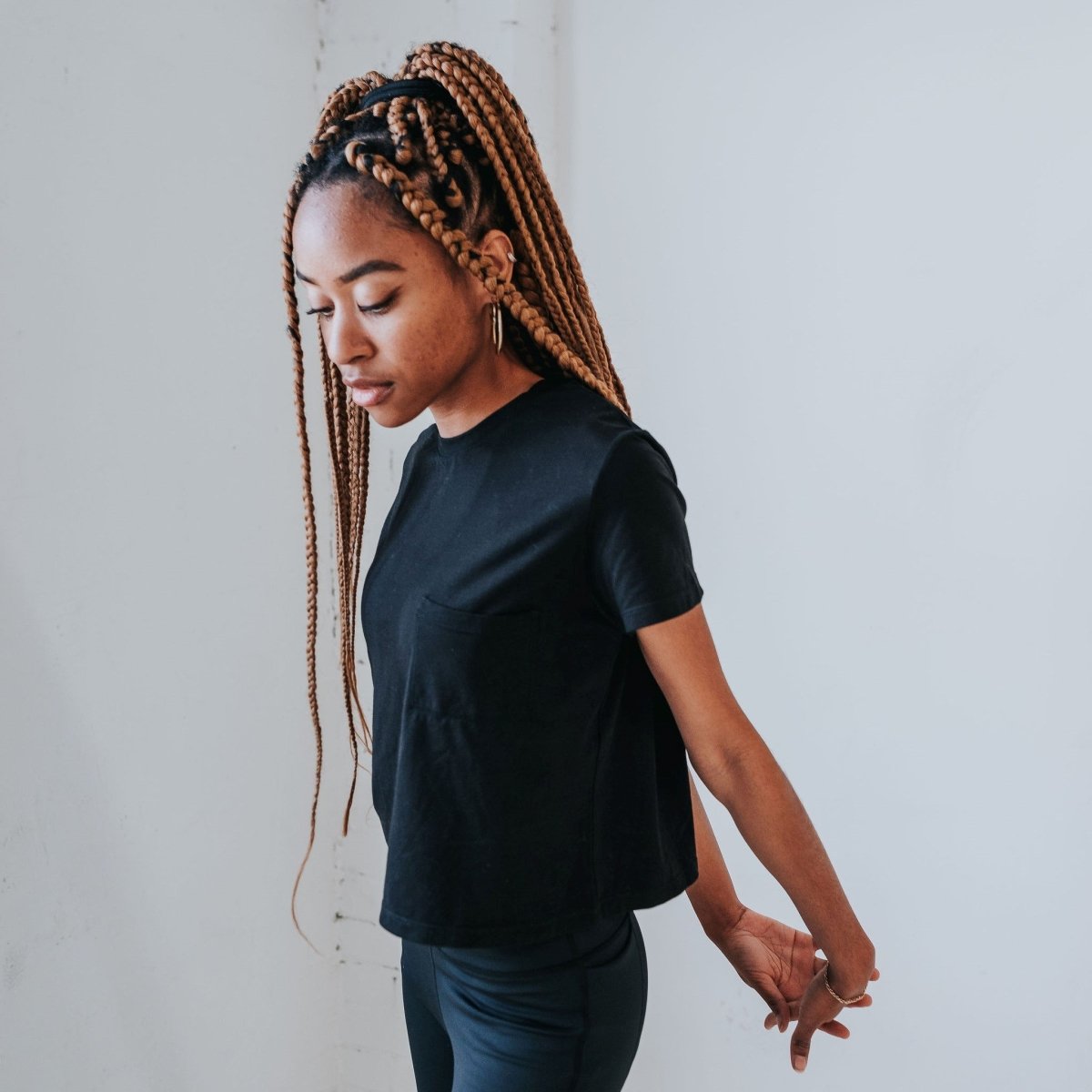 Pocket Tee - Black - Senita Athletics