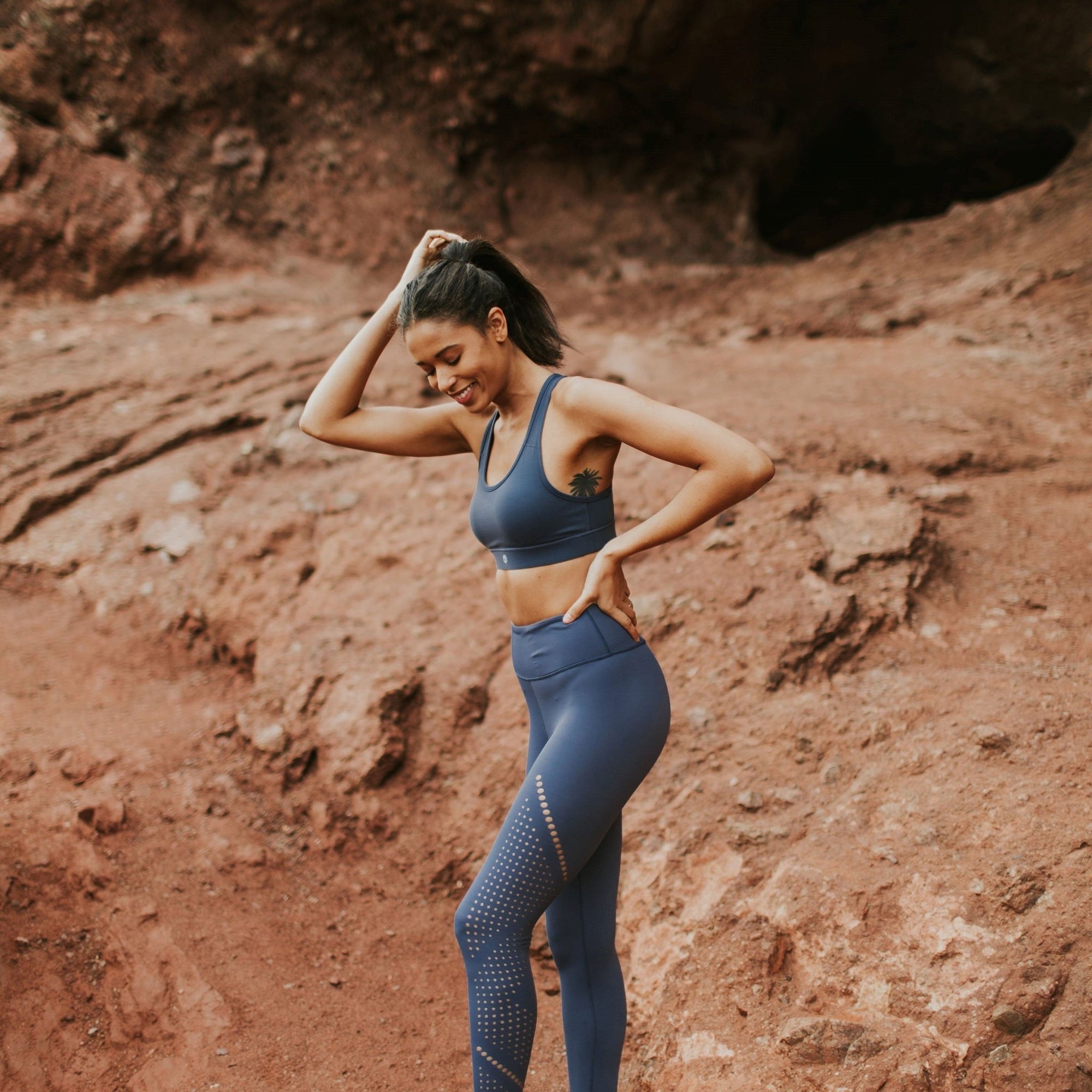 Sarah Sports Bra - Light Navy - Senita Athletics