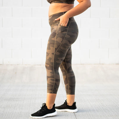 Shakti 7/8 Capris - Camo - Senita Athletics