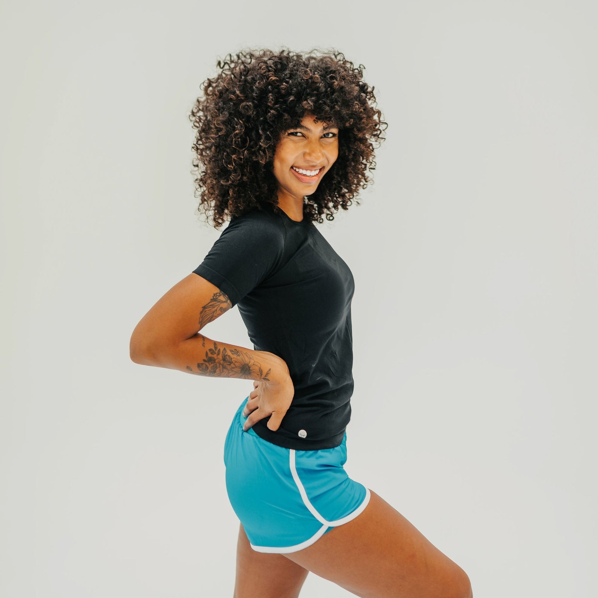 Sporty Seamless Tee - Black - Senita Athletics