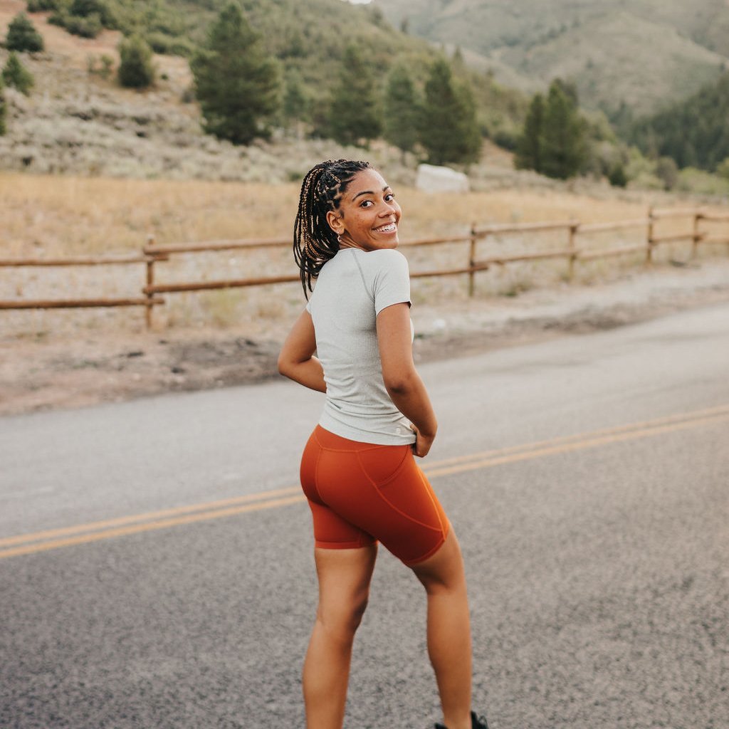 Sporty Seamless Tee - Gray - Senita Athletics
