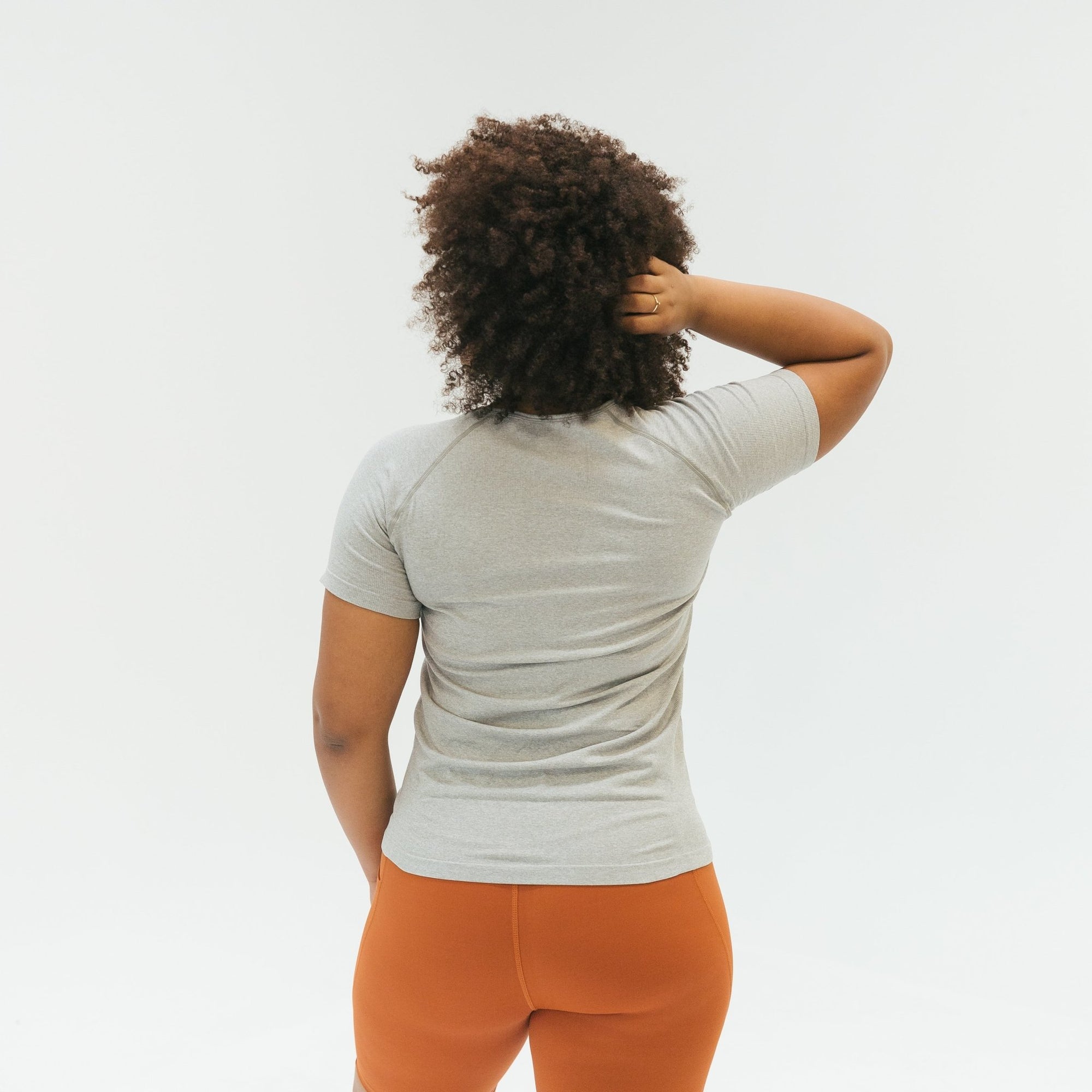 Sporty Seamless Tee - Gray - Senita Athletics