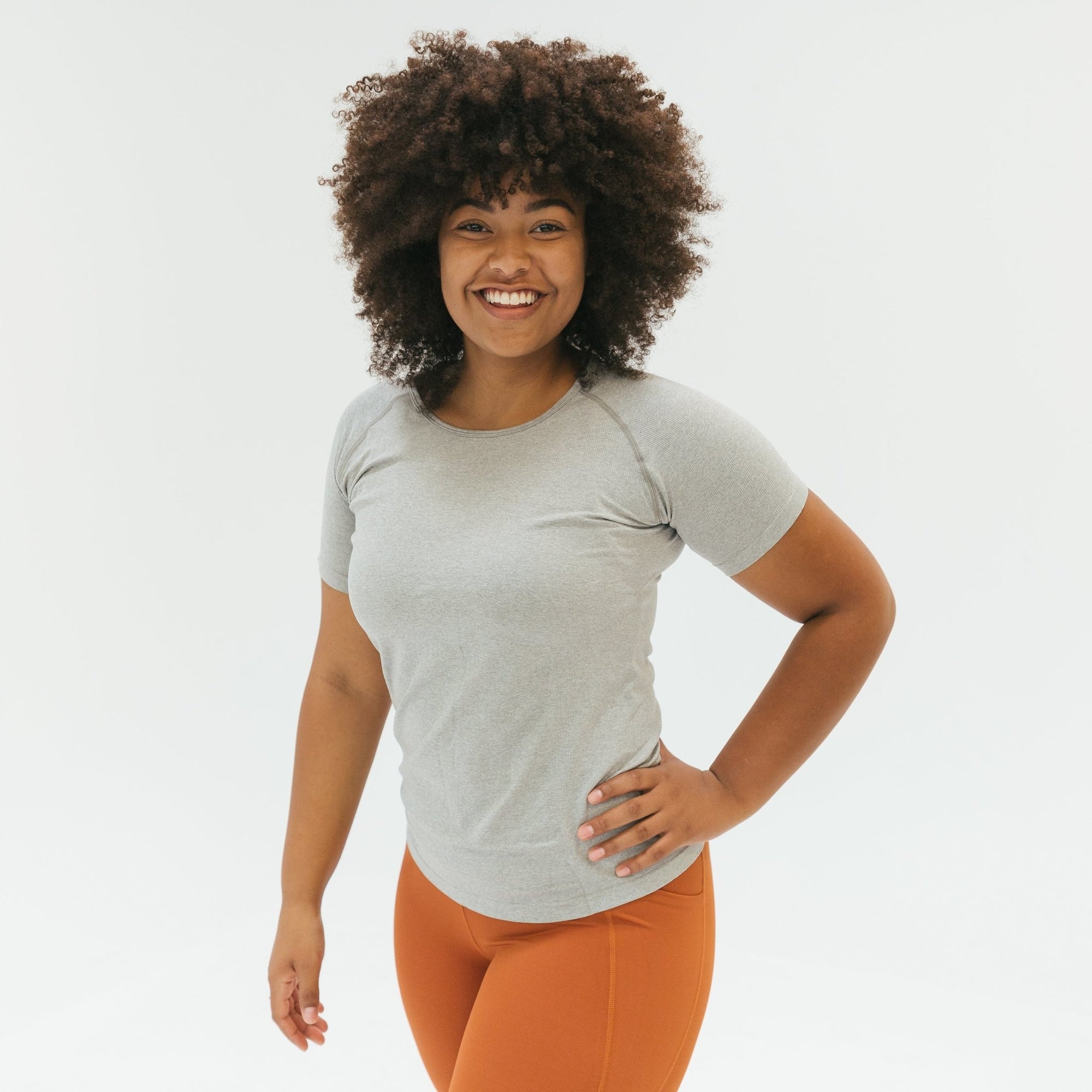 Sporty Seamless Tee - Gray - Senita Athletics