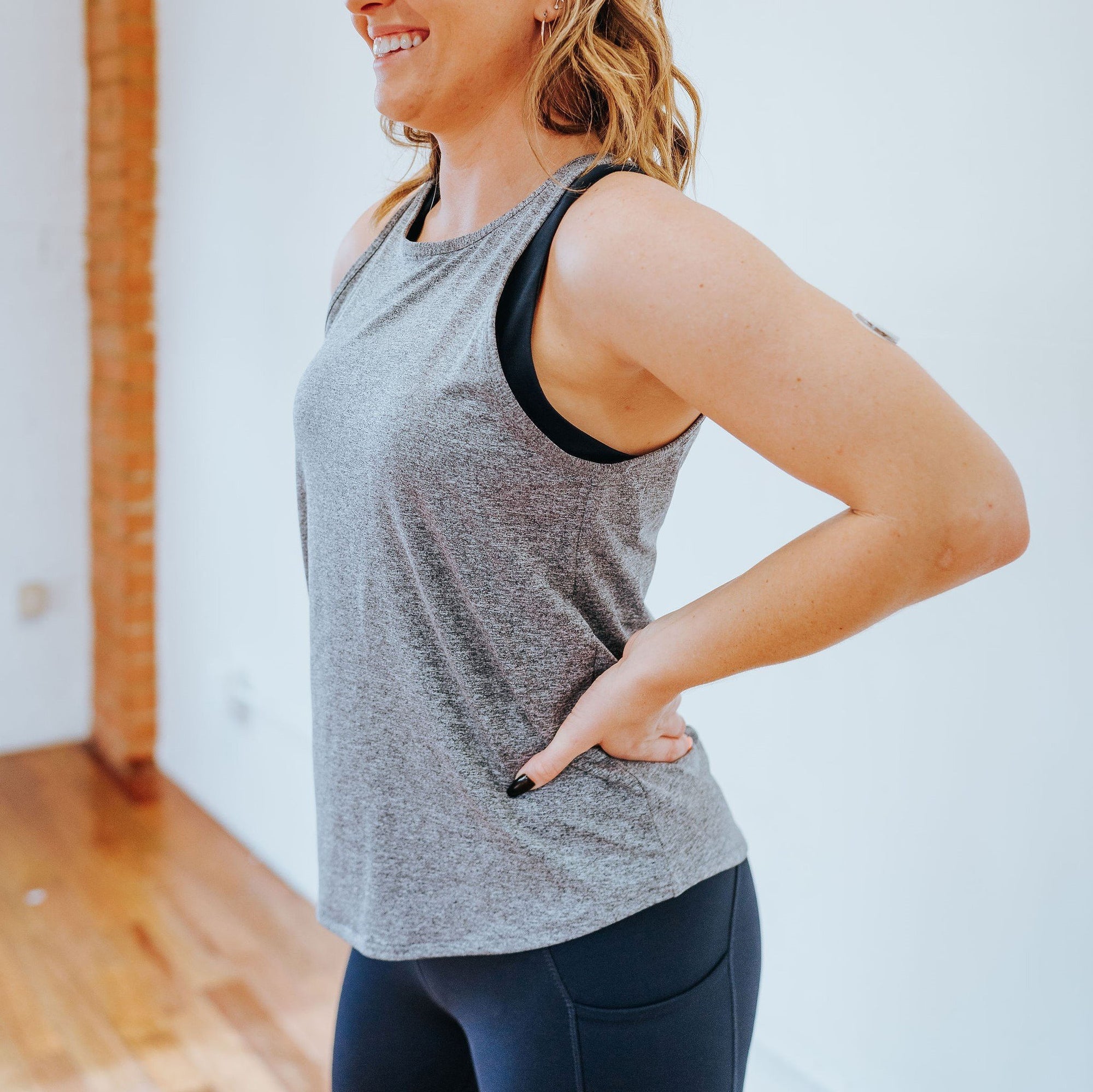Window Tank 2 - Heathered Navy - Senita Athletics